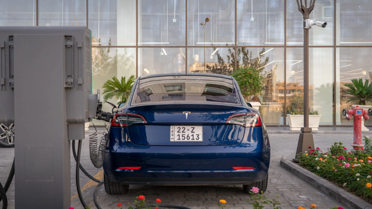 Muốn Nghe - Nên mua xe điện hay xe Hybrid - Should you buy an EV or Hybrid Car